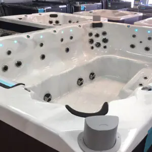 Spas & Hot Tubs